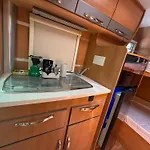 Camping Vintage Camper Sorrento